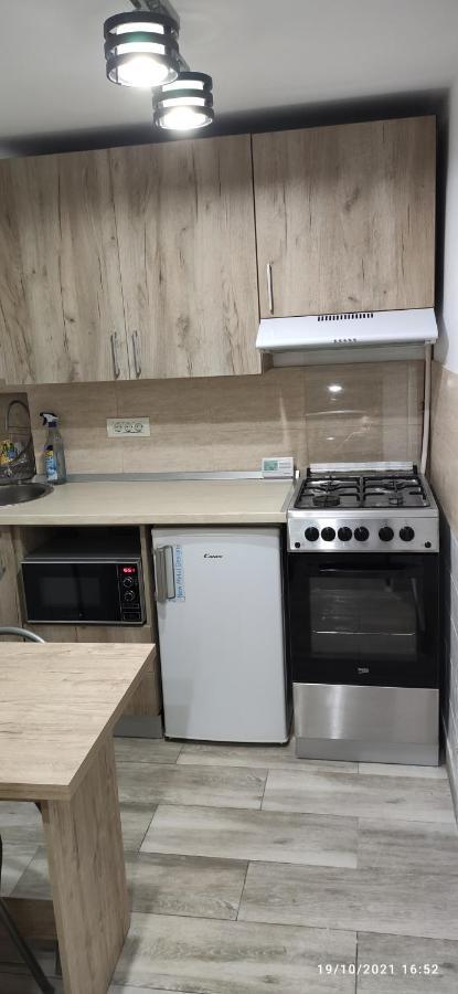 Christie'S 2 Central Apartment Bucureşti Ngoại thất bức ảnh